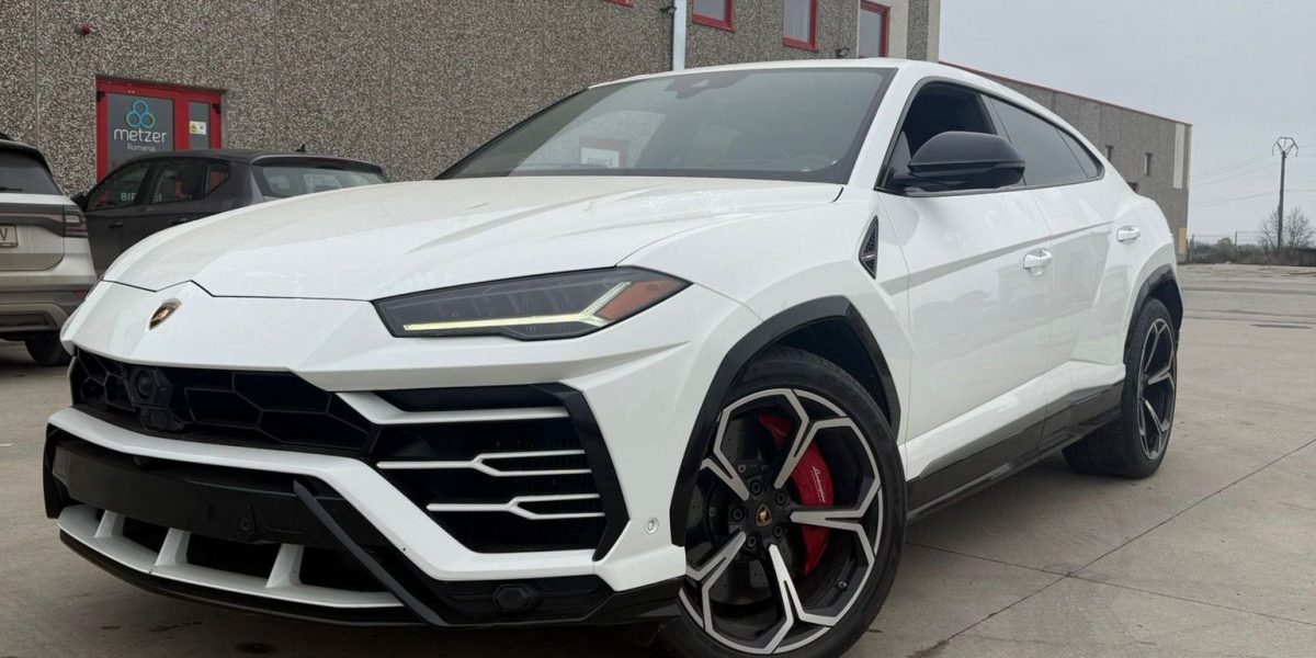 Lamborghini, Ferrari și ceasuri cu diamante sunt scoase la vânzare la preț redus pe noua platformă lansată de ANAF