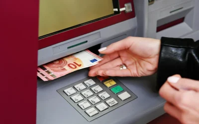 Banii cash, sub lupa UE: Verificare în timp real la retragere! Atenție, români