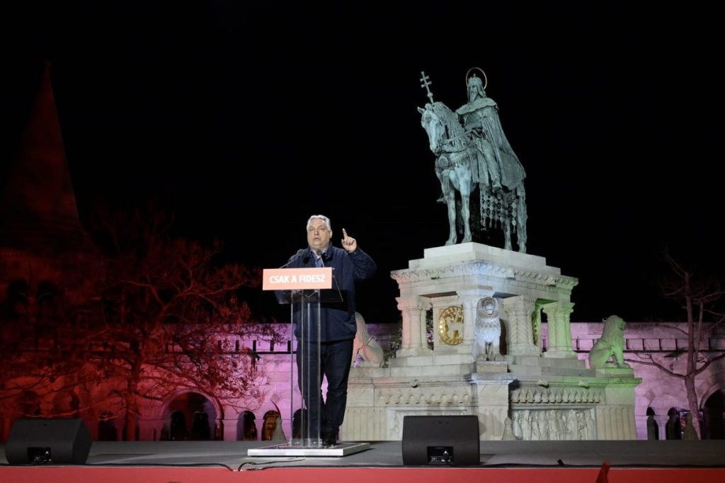 Lehet, hogy a mi gyűlésünk unalmasabb, de herebere partikkal nem tudunk szolgálni