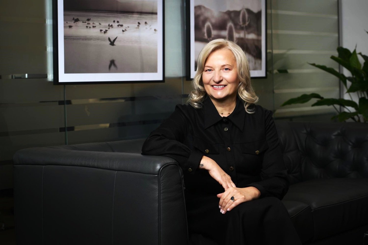 Cargus își extinde rețeaua SHIP & GO prin parteneriat strategic cu FROO România Cargus, una dintre cele mai importante companii de curierat din România, continuă să-și dezvolte rețeaua de puncte de livrare și anunță un nou parteneriat cu lanțul de magazine de proximitate FROO