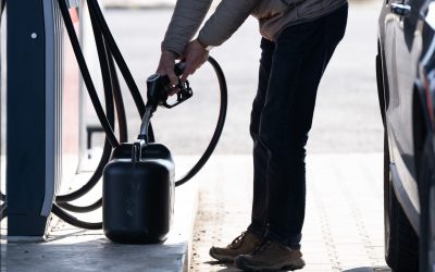 FMI: Scăderea taxelor la combustibili, soluție ineficientă contra prețurilor