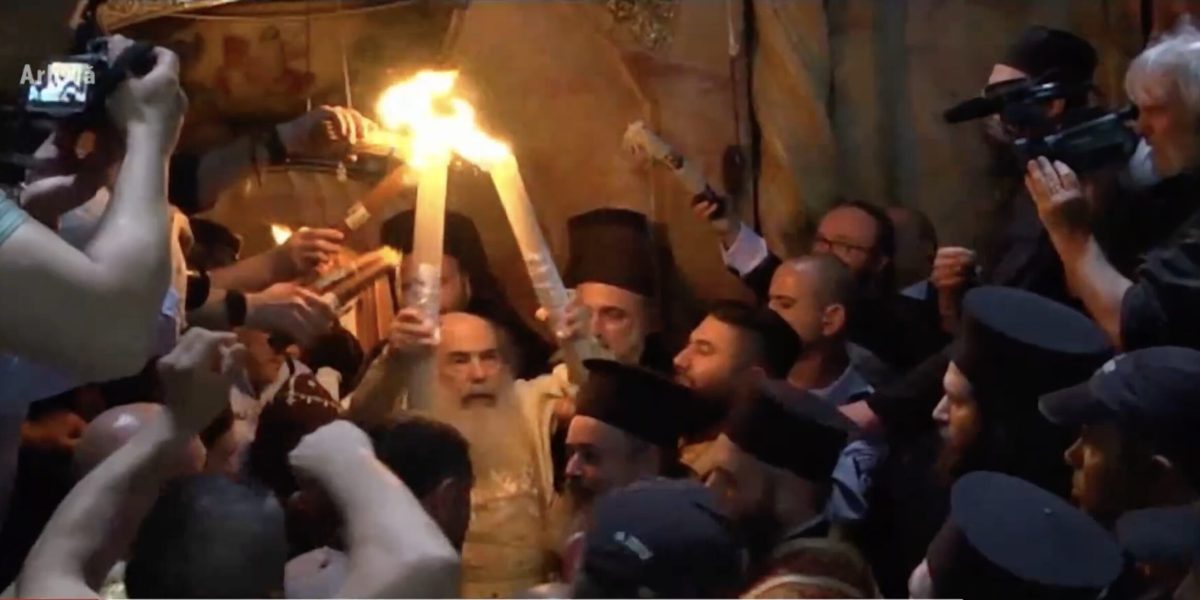 Sfântul Mormânt din Ierusalim, redeschis: Lumina Sfântă, din nou printre credincioși