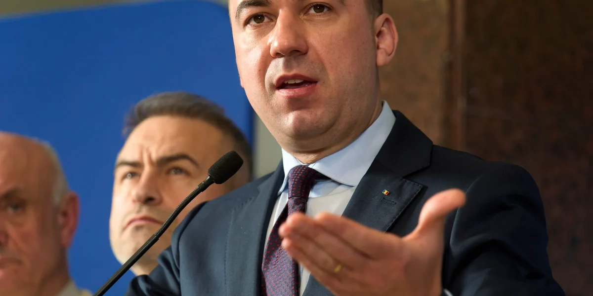 Prețul petrolului, susținut de ORMUZ: Bogdan IVAN, termen de minim 45 de zile