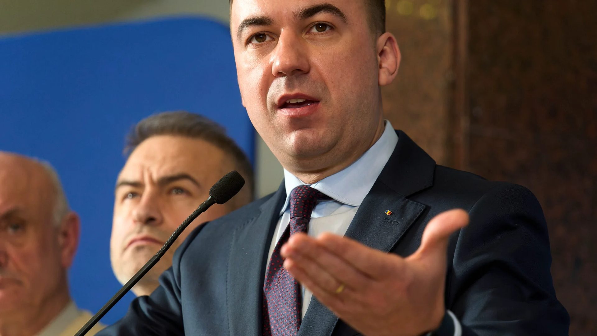 Prețurile carburanților, influențate de redeschiderea Strâmtorii Ormuz Efectele redeschiderii Strâmtorii Ormuz asupra pieței de carburanți nu se vor resimți imediat
