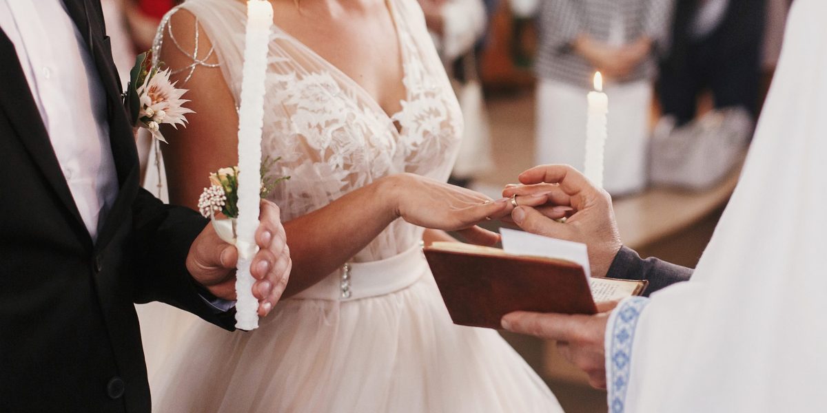 Cand-nu-se-fac-nunti-in-2027.-Tinerii-deja-isi-programeaza-evenimentele-pentru-anul-viitor-scaled.jp_.jpeg - ReactiveNews