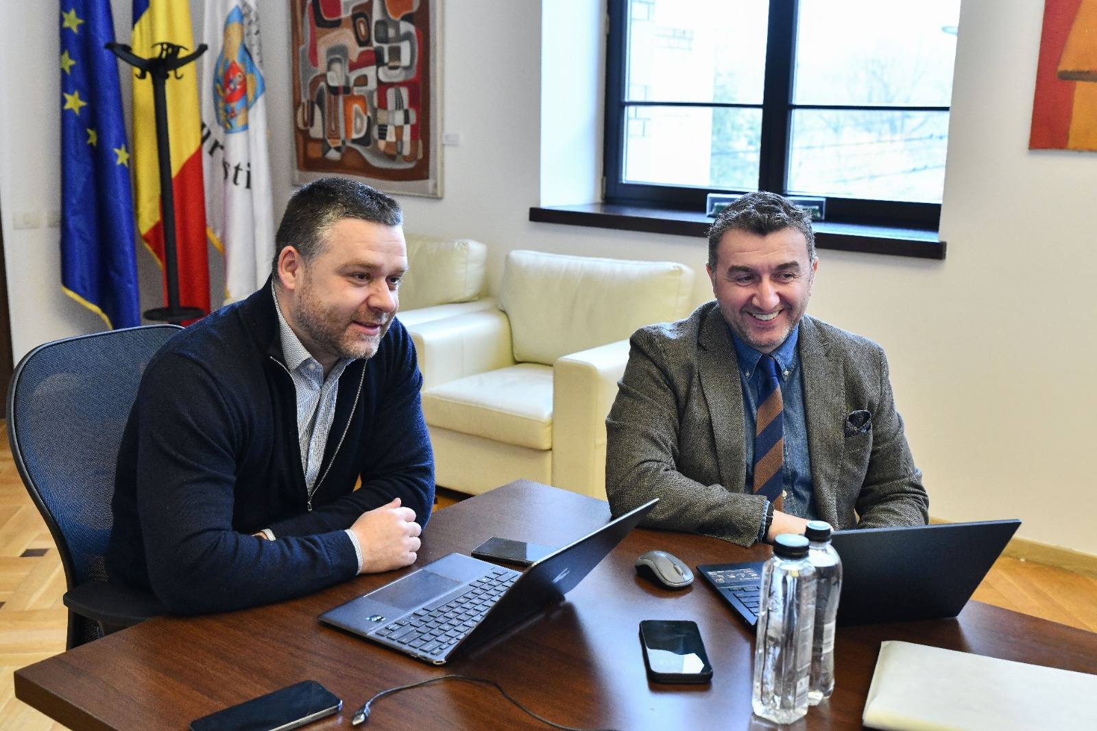 Primarii Capitalei și ai Sectorului 6 își unesc forțele pentru a impulsiona proiectele majore de infrastructură din București, într-un efort comun de a rezolva problemele cronice ale orașului și de a îmbunătăți nivelul de trai al bucureștenilor