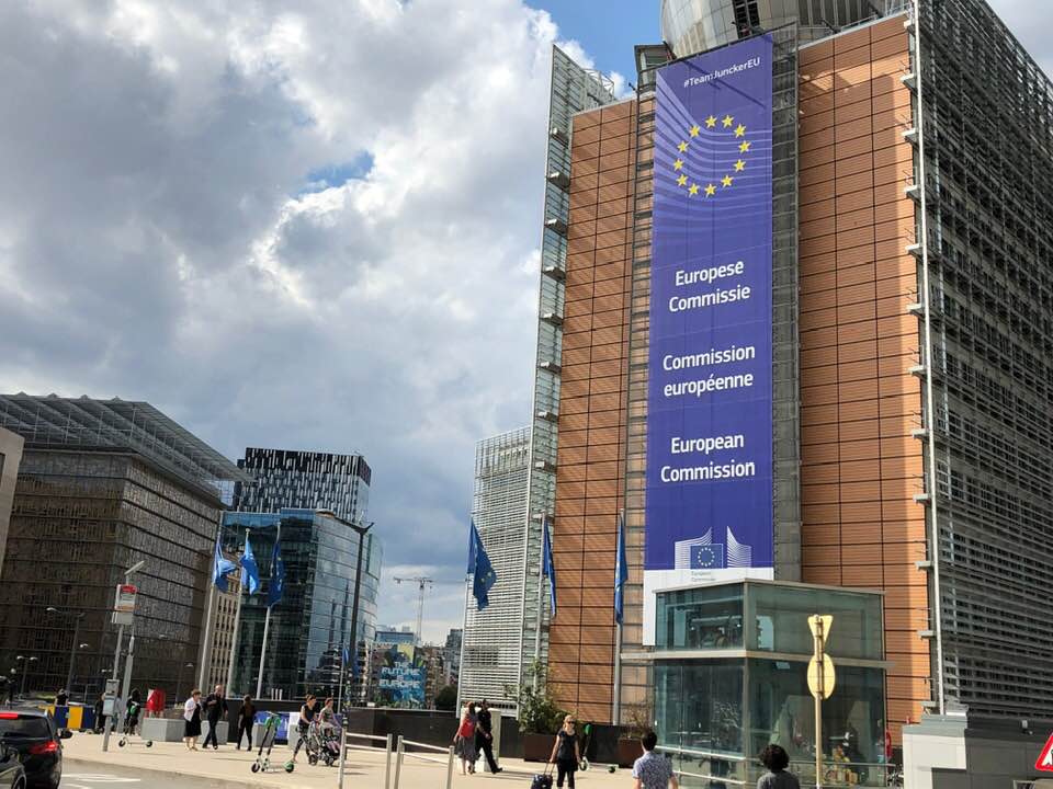UE: Comisia Europeană ia măsuri urgente pentru facturile la energie. Ce face România?