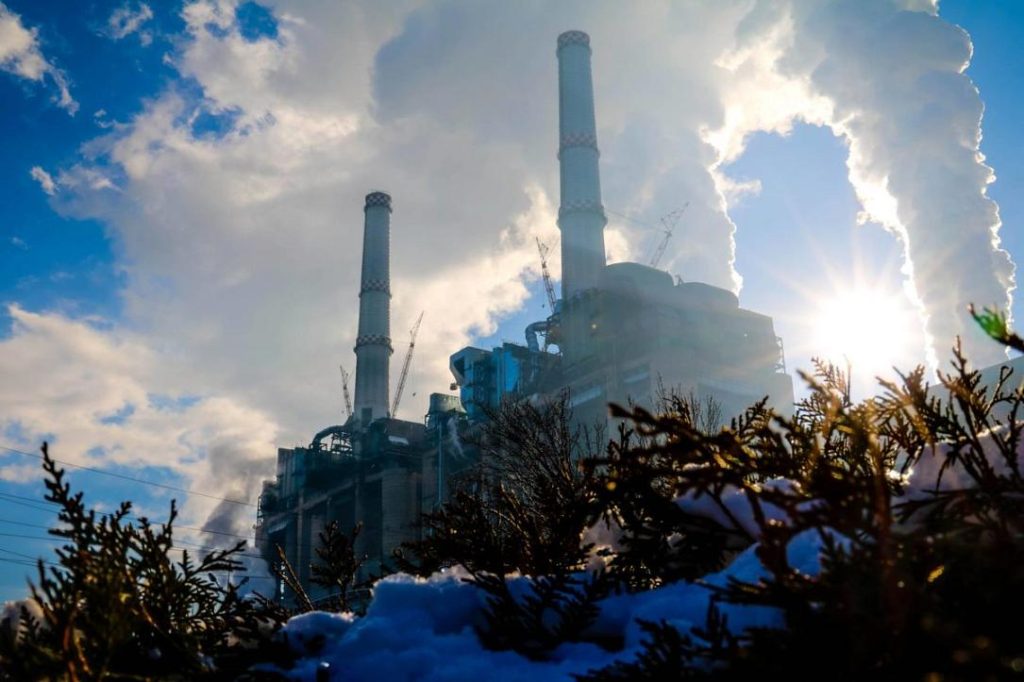 Mass-concedieri la Complexul Energetic Oltenia, lovitură grea pentru regiune