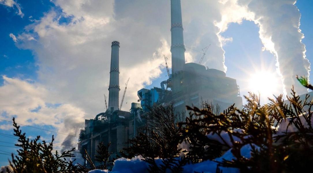 Mass-concedieri la Complexul Energetic Oltenia, lovitură grea pentru regiune