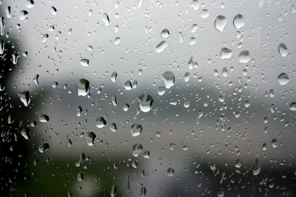 Primăvara în tumult: vreme schimbătoare în București, cu ploi și temperaturi în creștere După o săptămână dominată de ploi și temperaturi instabile, Bucureștiul se pregătește pentru o schimbare semnificativă a vremii la finalul week-end-ului