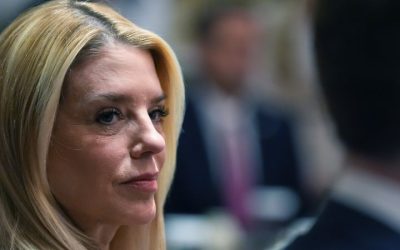 Trump has discussed ousting Attorney General Pam Bondi, sources say