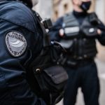 Adolescentă de 15 ani, înjunghiată într-un liceu din Franța. Stare gravă