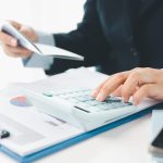 România încetinește: Economia crește cu 0,7% și riscă recesiune tehnică în 2025