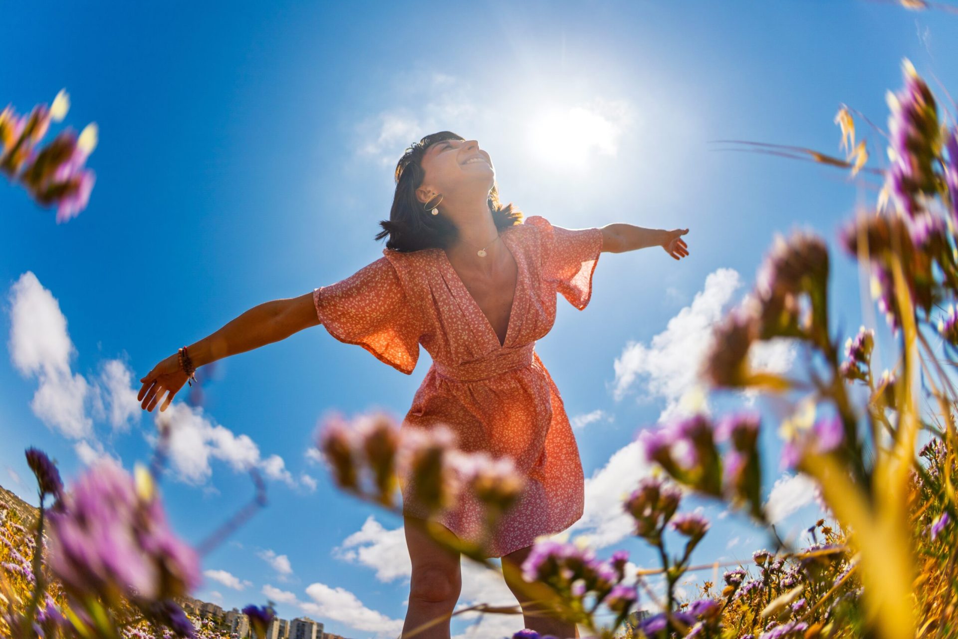 Primăvara, noul „reset” pentru creier Primăvara nu aduce doar temperaturi mai blânde și natură înverzită, ci și un „reset” pentru creier, spun psihologii