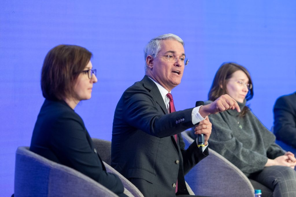 Nicușor Dan, la discuții cu Pîslaru despre PNRR: 10 miliarde de euro în joc