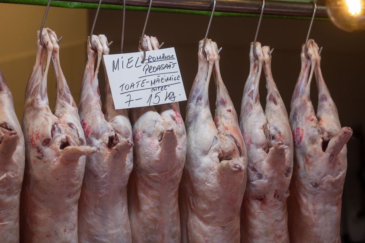 Inspectorii sanitar-veterinari au aplicat amenzi de peste 2,15 milioane de lei în urma controalelor efectuate în perioada premergătoare Sărbătorilor Pascale, potrivit unei informări