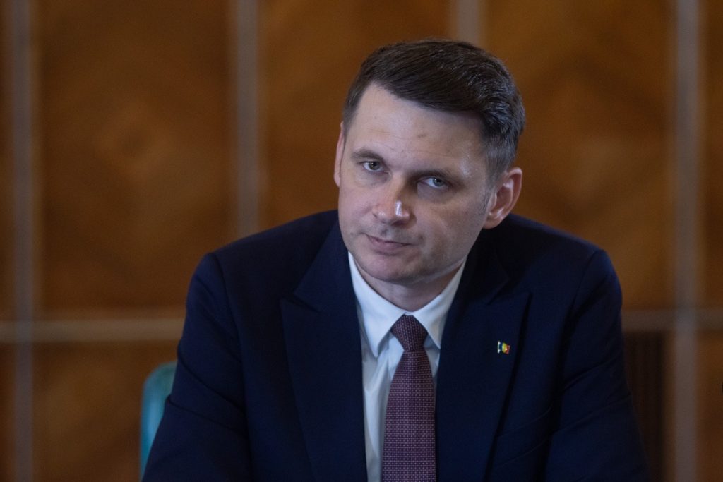 Senat: Guvern minoritar, scenariu nedorit. Rol de mediator pentru președinte