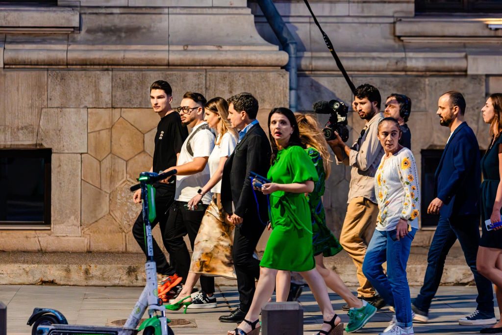 Surse: filiera PNL, în spatele lui Nicușor Dan. Cine a trucat fotografiile din campanie?