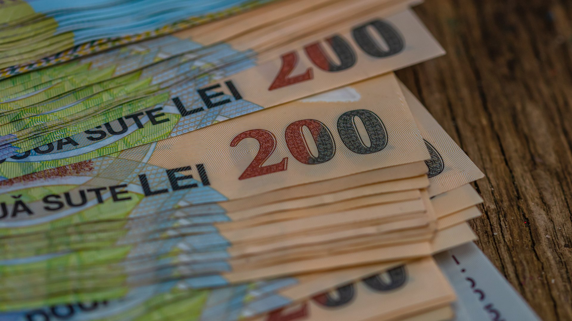 USR și PSD, lege pentru cei păgubiți de bănci cu ROBOR, după ancheta Consiliului Concurenței