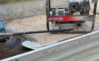 Polițiștii din Cluj au descins la o locuință de pe șantierul căii ferate Cluj-Oradea, unde au descoperit bunuri suspecte a proveni din activitatea de construcție