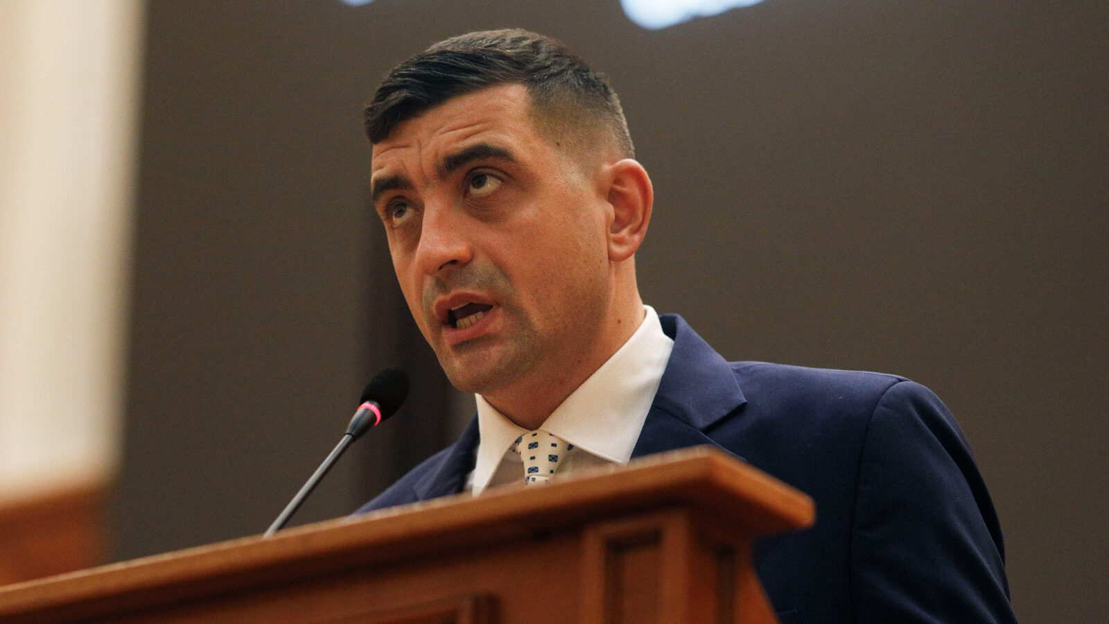 Simion, condiții pentru negocieri: AUR cere votarea a trei legi în Parlament