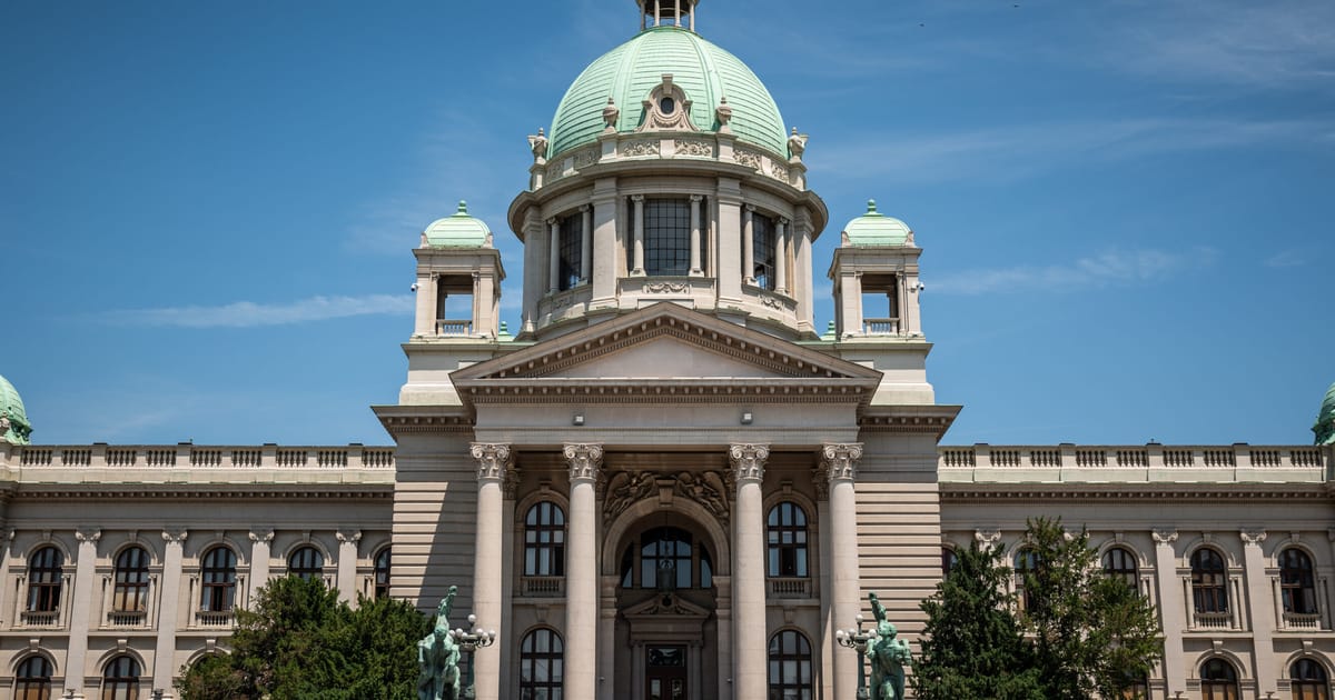 UE taie 1,5 miliarde € din fondurile SERBIEI. Frica de DEMOCRAȚIE?