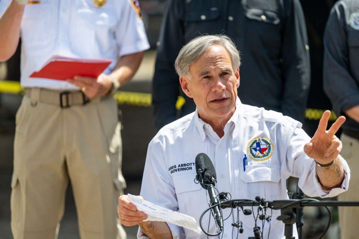 Guvernatorul statului Texas, Greg Abbott, a activat resursele de răspuns la situații de urgență în avansul unor condiții meteo extrem de periculoase, anticipate să afecteze largi zone din stat pe parcursul acestei săptămâni