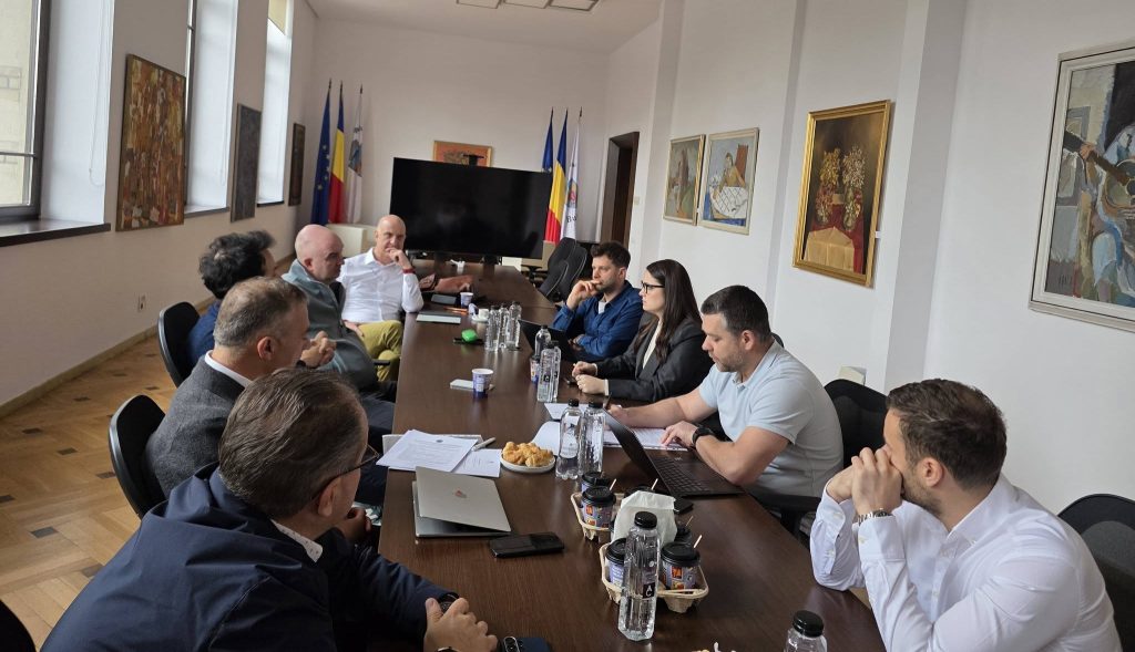 București: Ciucu negociază cu HORECA. Teraselor, reguli noi pentru tot anul