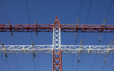 Bolojan intervine în creșterea garanțiilor pentru racordarea la electricitate