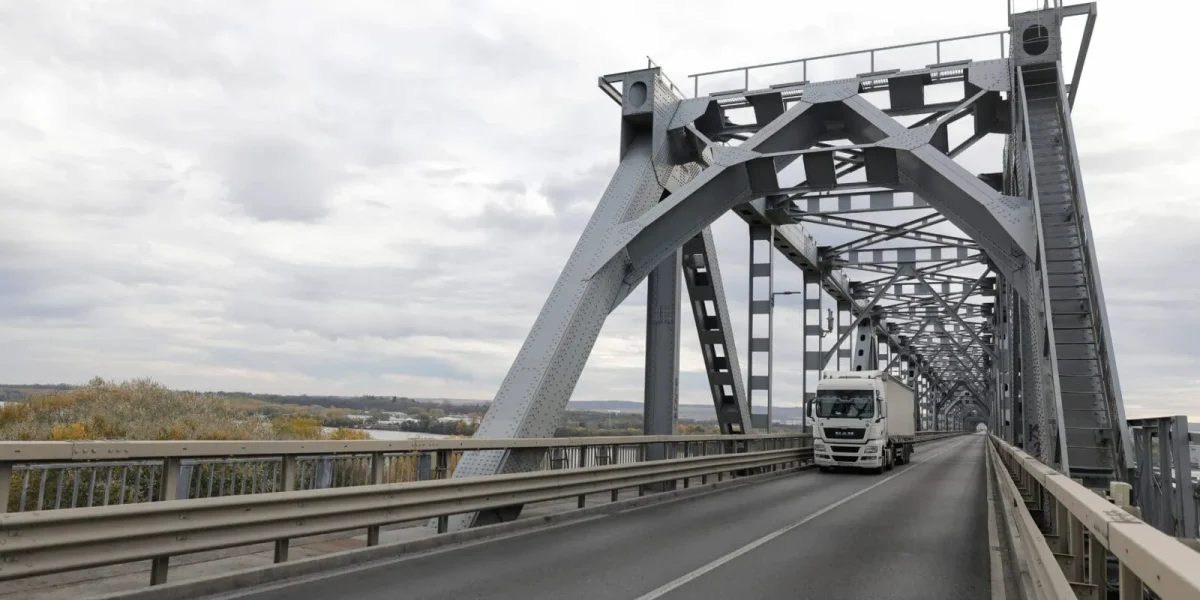 Atenție! Controale vamale sporite pentru cei ce pleacă din București prin Ruse