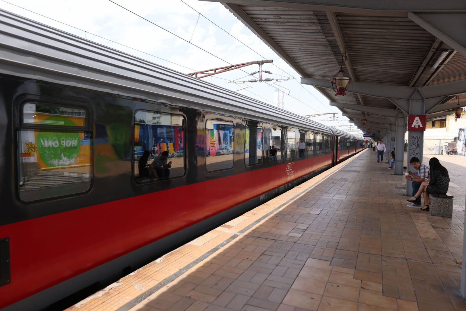 CFR Călători suplimentează trenurile din Gara de Nord pentru perioada Paștelui, operând la capacitate maximă, în condițiile unui trafic crescut și a solicitărilor majore din partea călătorilor