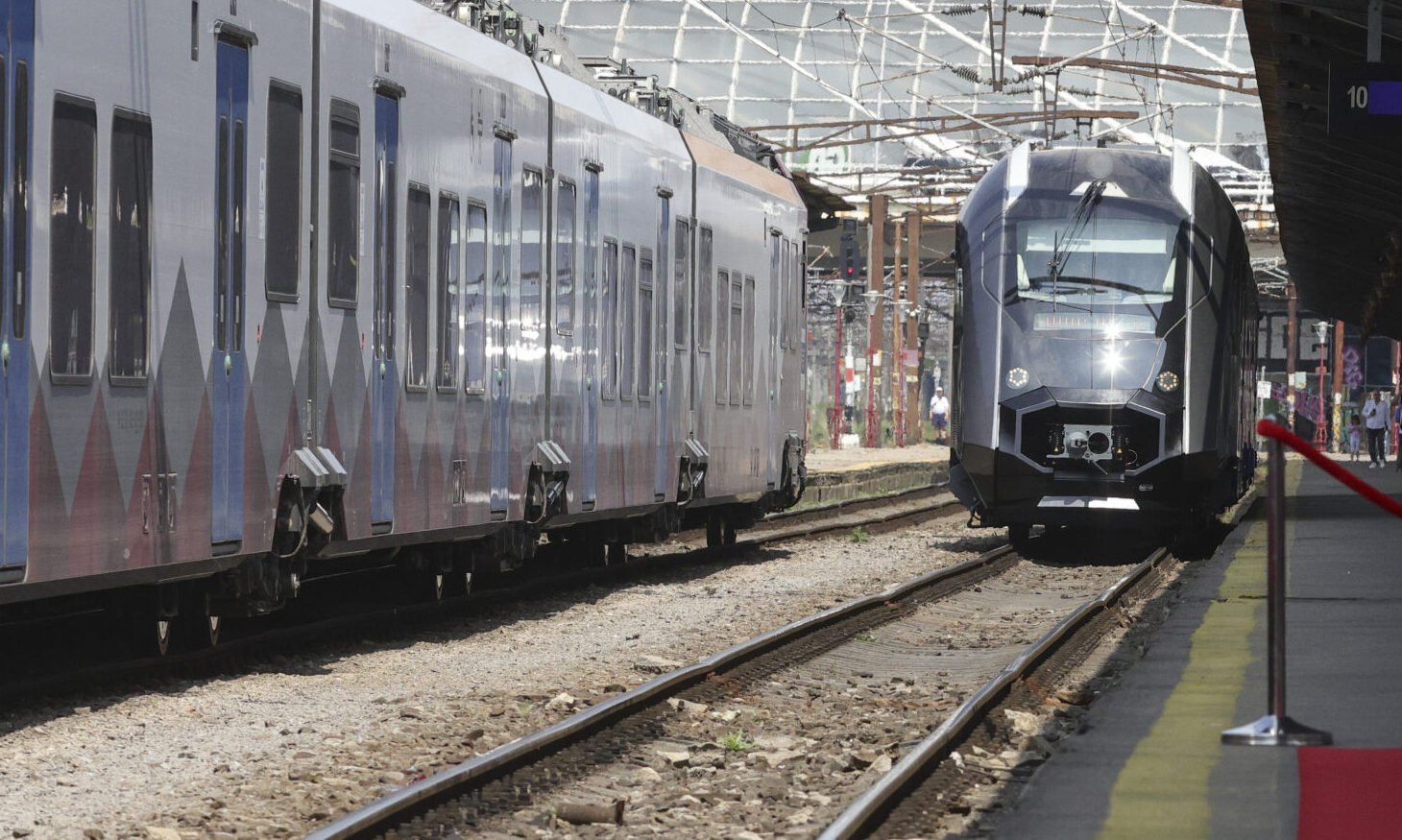 Progresul proiectului de modernizare a liniei feroviare dintre Brașov și Sighișoara aduce promisiuni de reducere semnificativă a timpului de călătorie pe ruta București – Arad