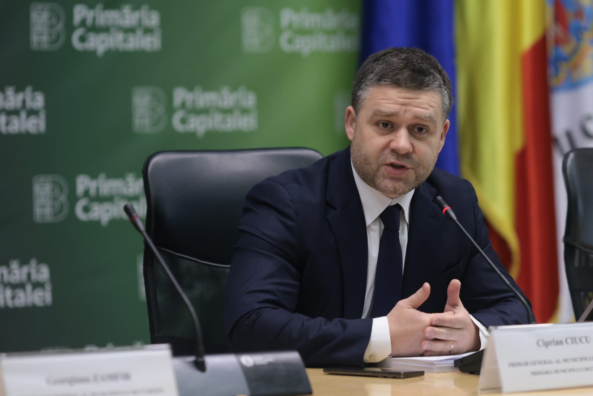 Tramvaiul din Piața Unirii, reducerea posturilor la Primăria Capitalei și consolidarea Pasajului Victoria pe agenda Consiliului General