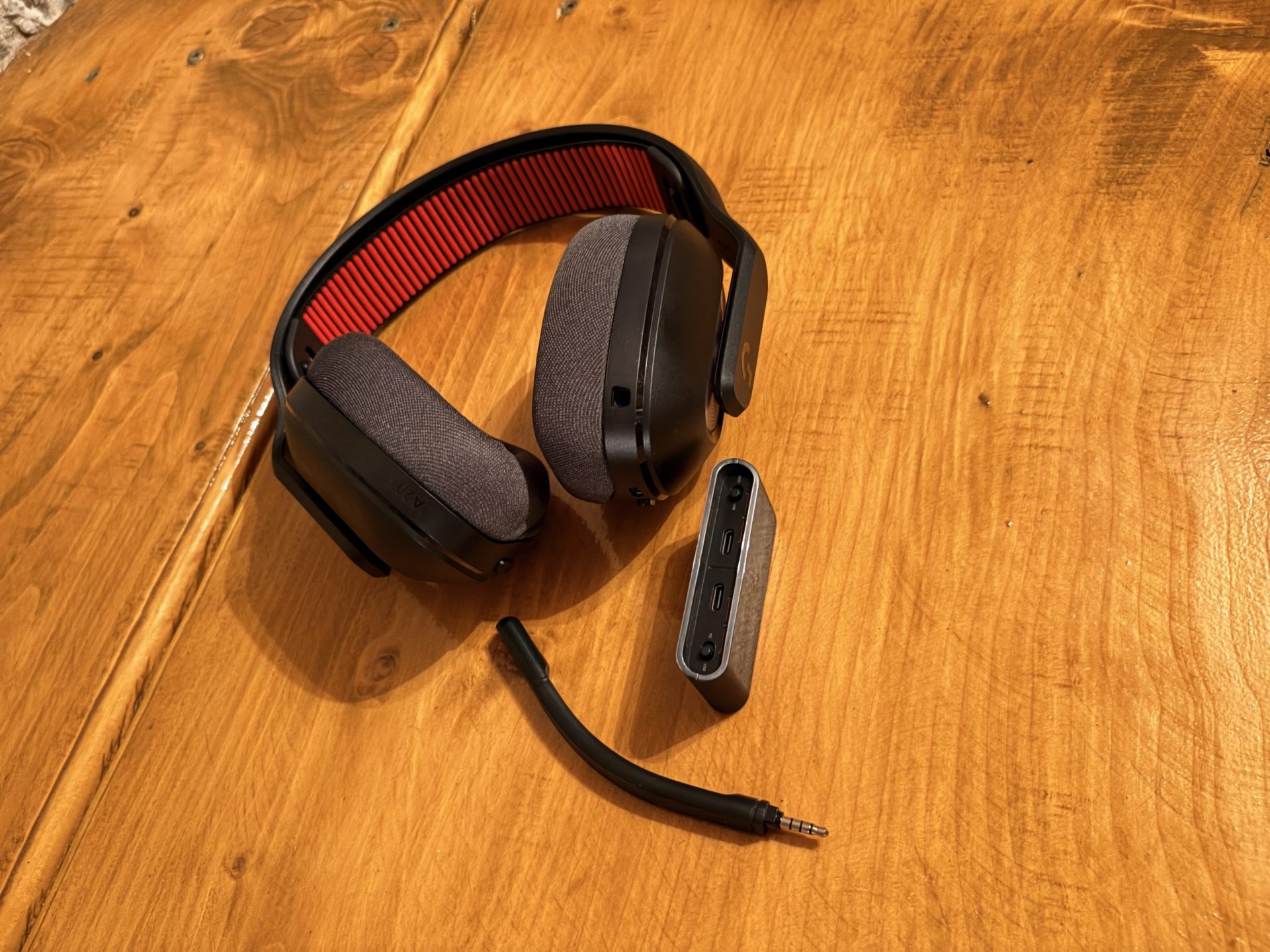 Diferența dintre recondiționat și second-hand contează mai mult decât crezi Când vine vorba de achiziționarea perifericelor electronice, situația devine mai complicată decât pare la prima vedere