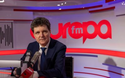 Război mediatic: Europa FM vs Realitatea Plus, scandal după Nicușor Dan