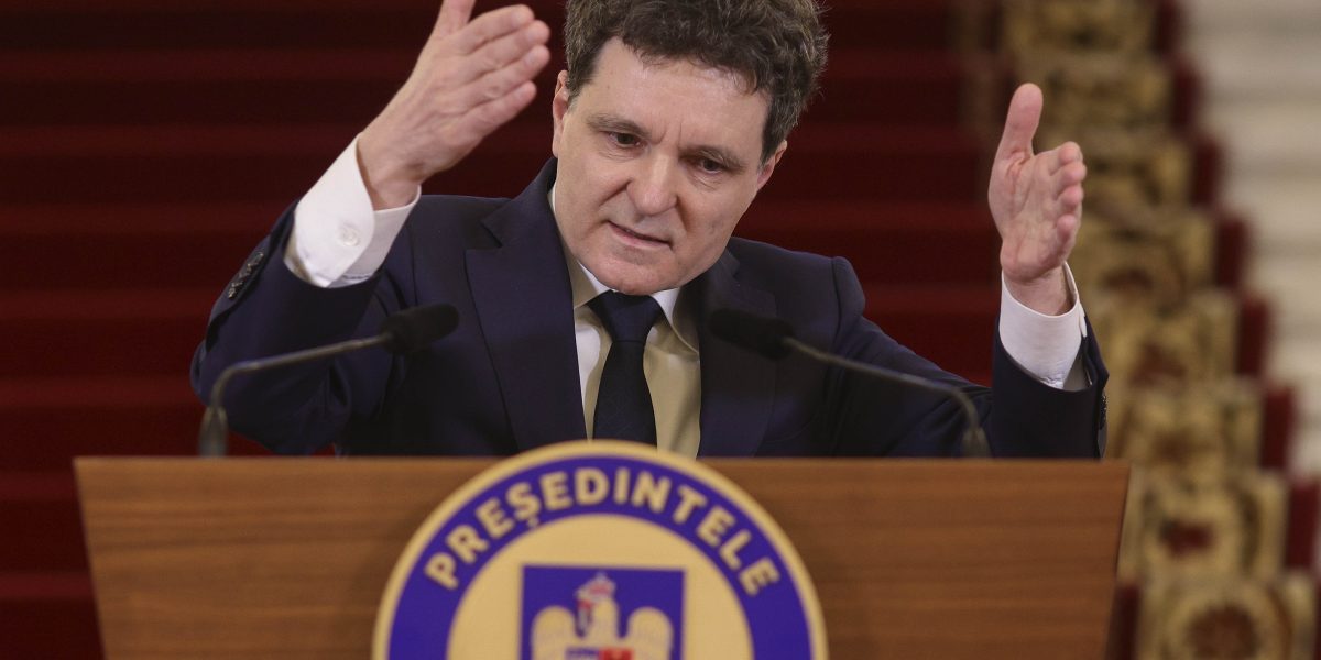 Nicușor Dan, favorabil la 7 din 8 candidați pentru șefia parchetelor. Falcone, model?