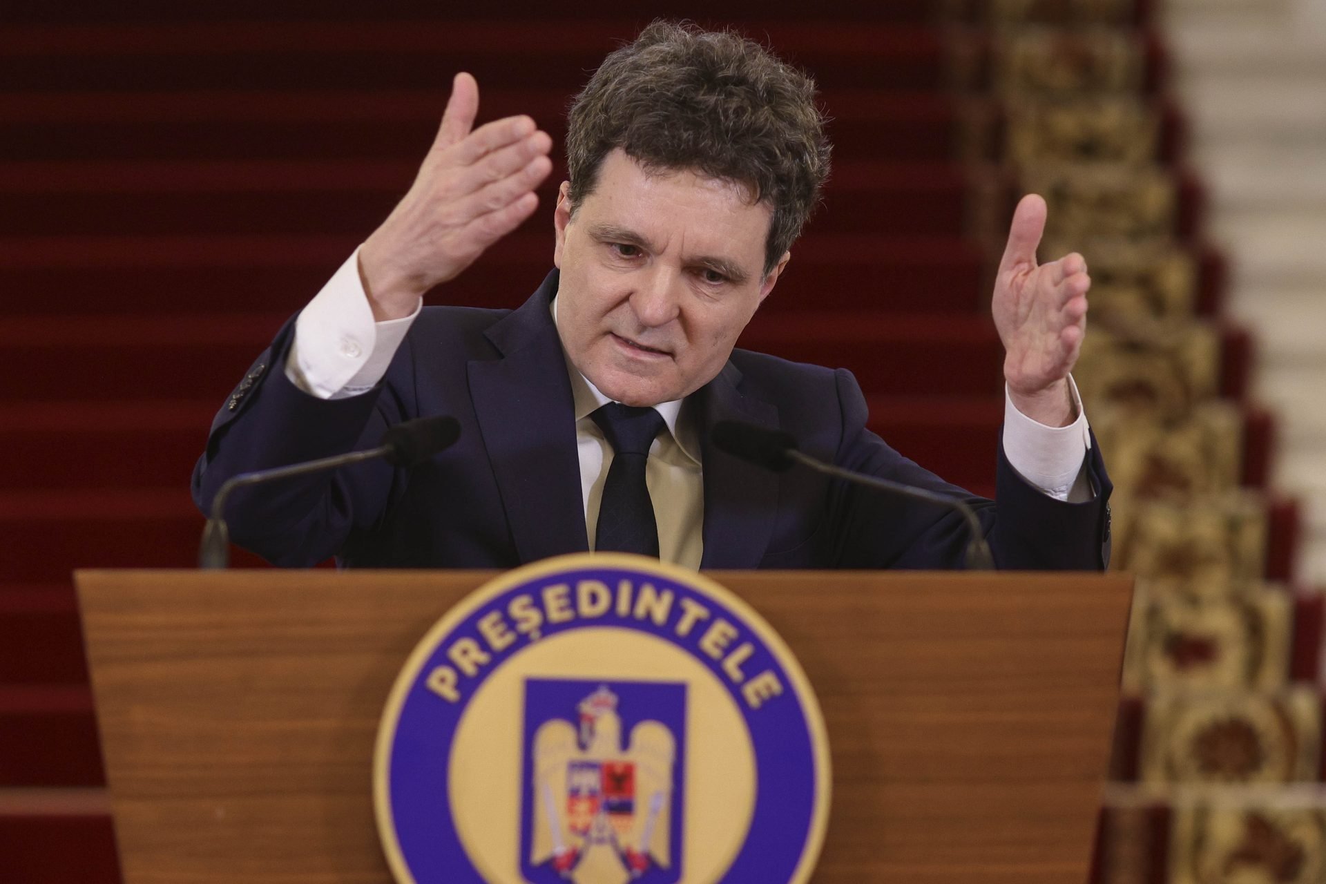 Nicușor Dan, favorabil la 7 din 8 candidați pentru șefia parchetelor. Falcone, model?