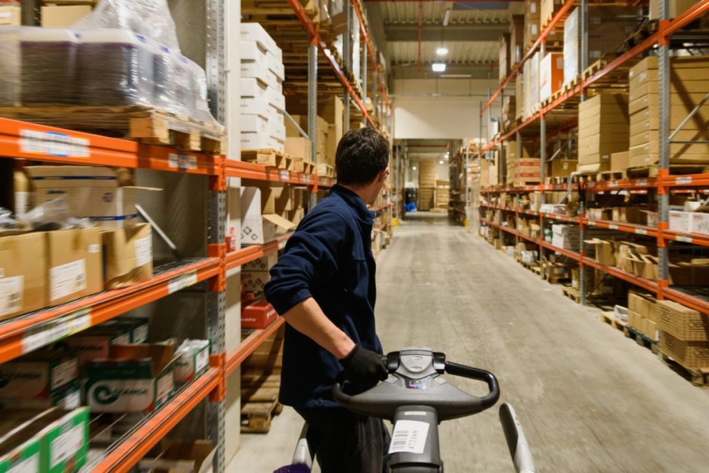 Construcțiile, în picaj: 62% dintre firme văd scăderi. Lipsa de personal, CALVAR