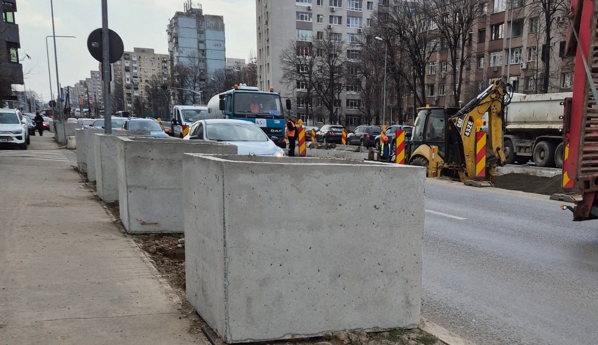 Primăria Sectorului 6 a decis să renunțe la amplasarea jardinierelor pe anumite tronsoane ale Prelungirii Ghencea după multiple reacții din partea locuitorilor, care consideră aceste structuri ineficiente și periculoase