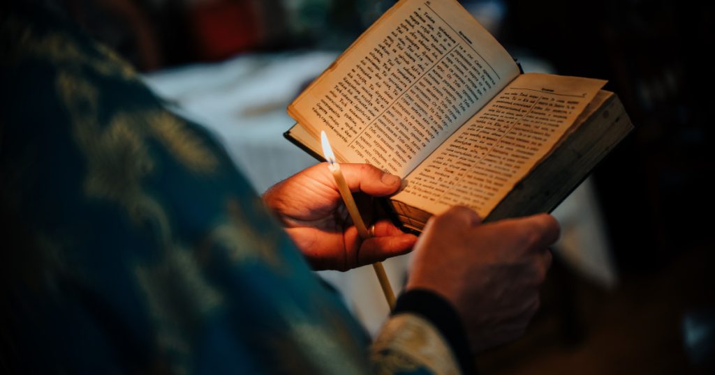 Când poți spăla rufe de Paște 2026? Preotul dezvăluie ce NU ai voie în a treia zi