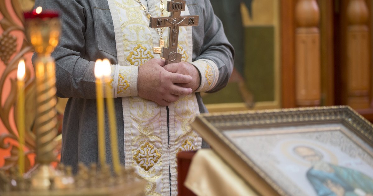 Lunea Mare, începutul Săptămânii Patimilor, este marcată de credincioși printr-o serie de tradiții și obiceiuri care pregătesc sufletele pentru sărbătoarea Învierii Domnului