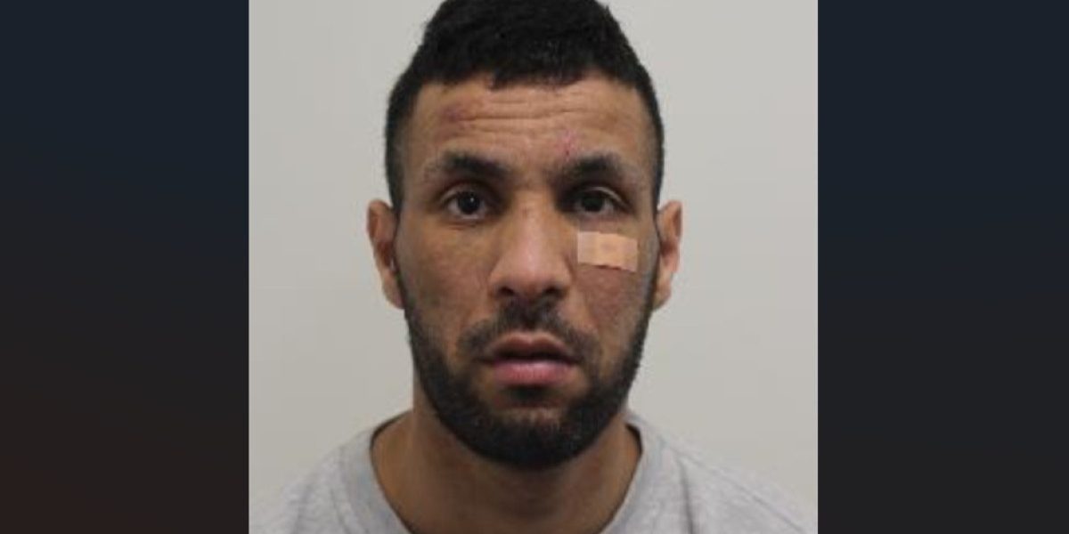 Un Hoț Londonez Condamnat După Ce A Furat O Geantă Cu O „Comoară” Enzo Conticello, un bărbat în vârstă de 29 de ani, a fost condamnat la peste doi ani de închisoare pentru furtul unei genți de mână dintr-un bar din centrul Londrei