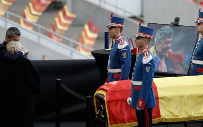 De ce a lipsit Nicușor Dan de la catafalcul lui Mircea Lucescu?