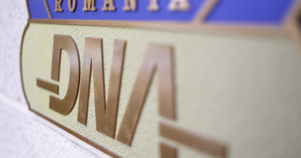 Comisar-șef din Bacău, ARESTAT la domiciliu pentru mită de 1.000 de lei