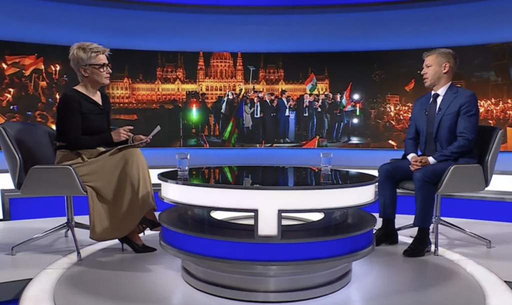VIDEO. Intrat într-un interviu la televiziunea publică, Péter Magyar i-a spus moderatoarei că va suspenda serviciul de știri al postului: „Această fabrică de minciuni va înceta să existe”