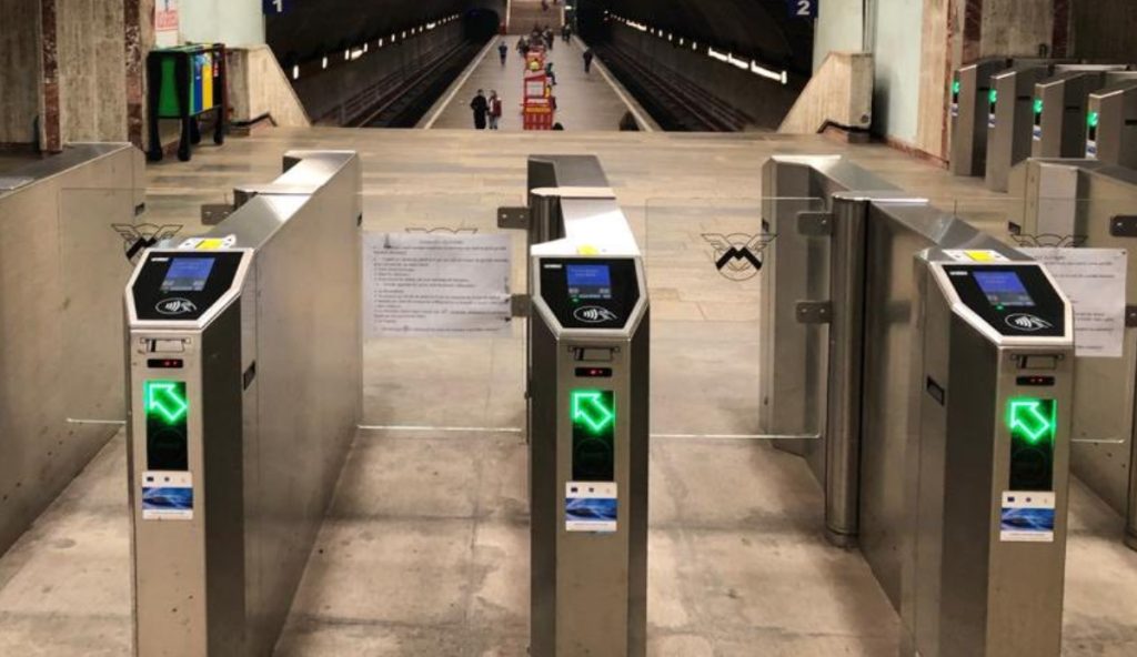De la 1 mai, abonamentele la metrou vor suferi o majorare semnificativă, cu creșteri de până la 50% privind prețurile pentru toate tipurile de titluri de călătorie, potrivit unei propuneri făcute de Metrorex și afișate recent în listă