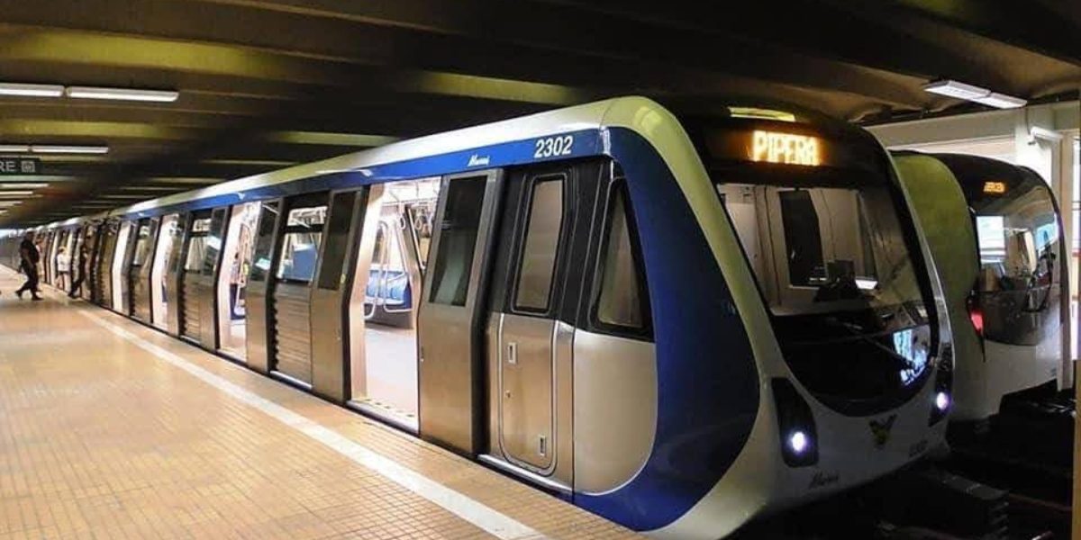 Metrorex și CFR Călători au anunțat programul pentru perioada sărbătorilor pascale din 2026 În perioada sărbătorilor pascale din 2026, locuitorii Bucureștiului și cei care vor călători către sau dinspre Capitală trebuie să fie informați cu privire la programul de funcționare al mijloacelor de transport în comun și al trenurilor