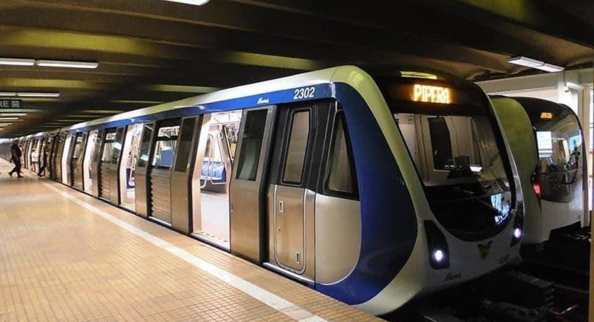 Metrorex și CFR Călători au anunțat programul pentru perioada sărbătorilor pascale din 2026 În perioada sărbătorilor pascale din 2026, locuitorii Bucureștiului și cei care vor călători către sau dinspre Capitală trebuie să fie informați cu privire la programul de funcționare al mijloacelor de transport în comun și al trenurilor
