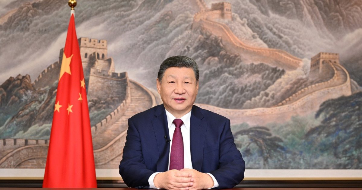 Xi Jinping solicită accelerarea sistemului energetic pentru a securiza resursele țării Președintele Chinei, Xi Jinping, a cerut oficialilor din domeniul energetic să accelereze planificarea și construcția unui nou sistem energetic