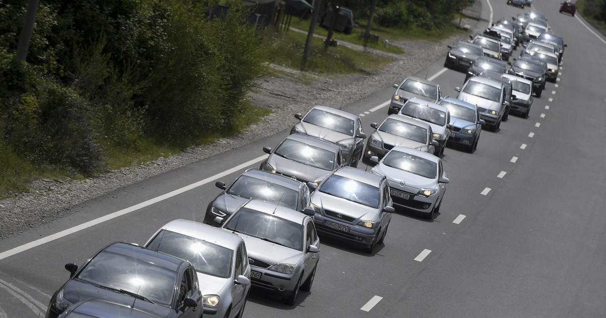 Aglomerație infernală pe Valea Prahovei: Cozi kilometrice după Paște